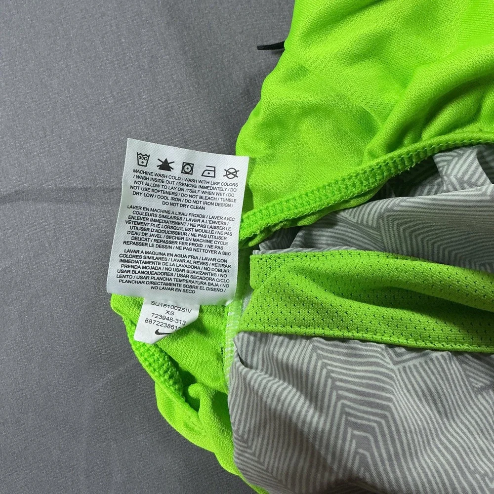 Nike Womens Dri-FIT Tempo Running Shorts Neon Green Black Geometric XS